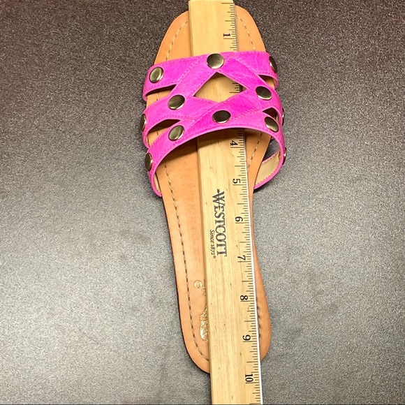 Vince Camuto Women's Studded Slip On Slide Sandal Vazista Pop Pink Pop Gloss New - Picture 15 of 16